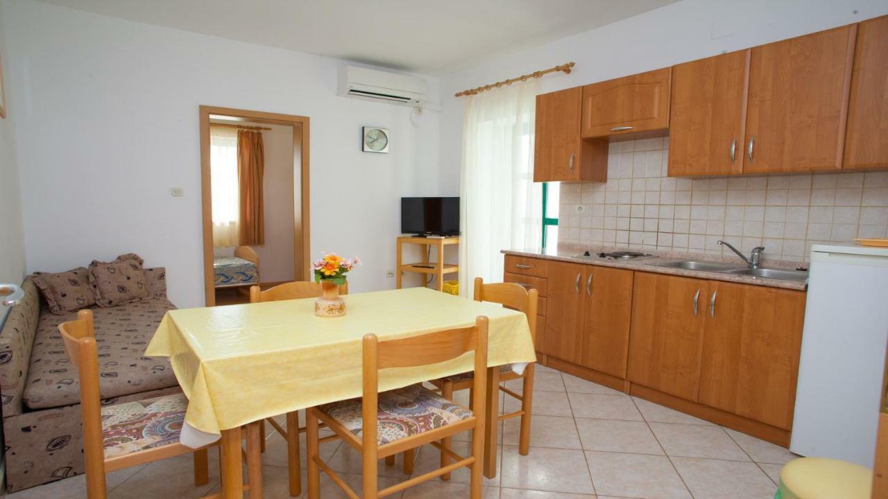 Apartments Basaca Pag Town Extérieur photo